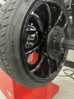This properly mounted UHP tire assembly shows all of the appropriate tooling for the job. Snap-on Equipment reminds technicians that the tooling ‘only works if it is used correctly.”