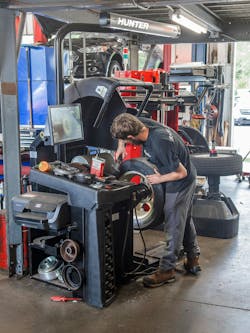 Hunter Engineering Co.’s Greg Meyer says performance tires are particularly sensitive to vibration issues. Solving those begins with proper mounting and balancing techniques, but a diagnostic balancer also helps quickly measure vibrations.