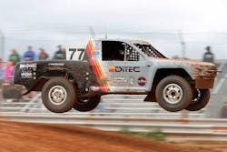 Hunter Vanzile (#27) and Michael Funk (#77) will compete on Hankook’s Dynapro MT2 on 265/75R16 sizes.