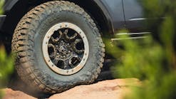 The Rovelo Ridgetrak R/T has earned 3-Peak Mountain Snowflake certification, with LT and flotation sizes pinned for studs.